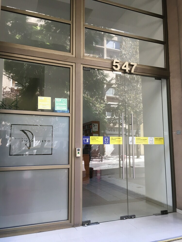 Amistar Apartments