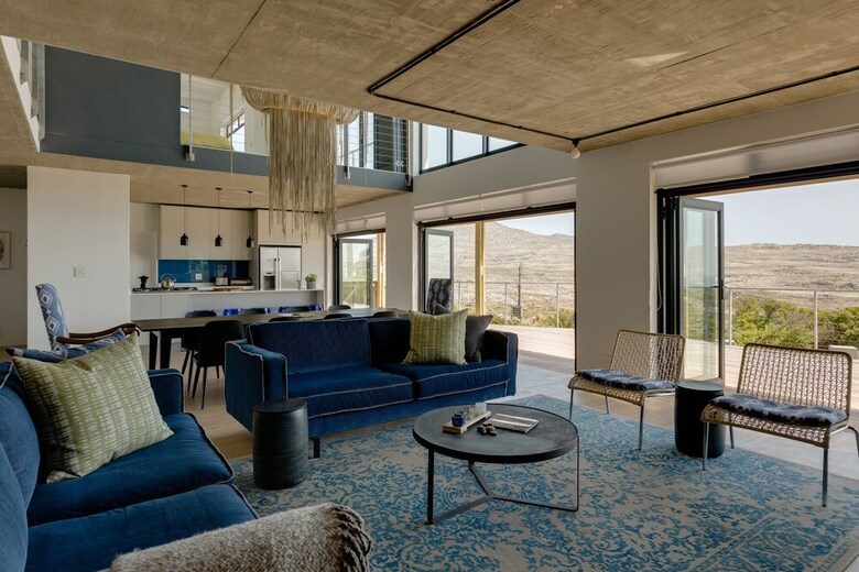 Hotel One Hilltop