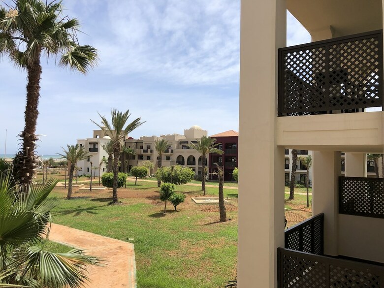 Hotel Oasis Blue Pearl