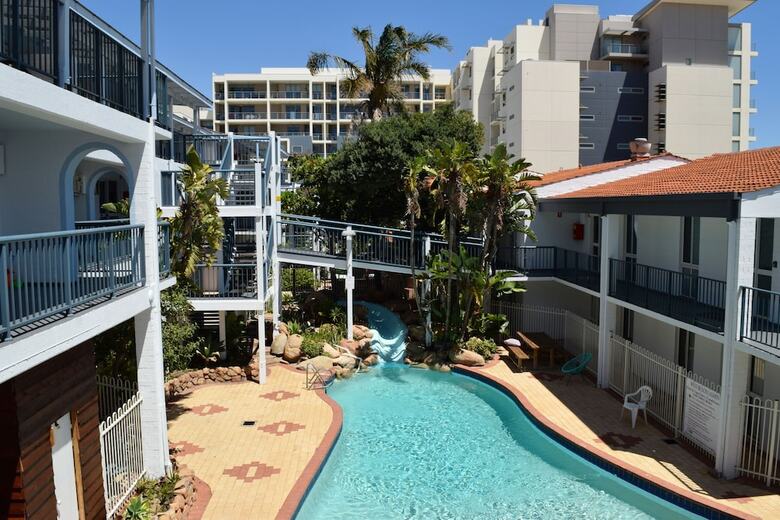 Apartamentos West Beach Lagoon 206 Sleeps Three! Value!