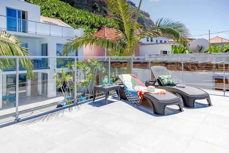 Villa Madeira Beach House By Mhm
