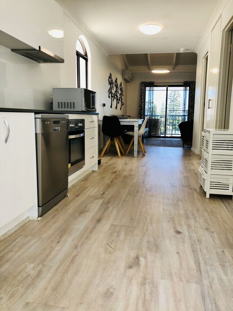 Apartamentos West Beach Lagoon 212 - Gorgeously Decorated