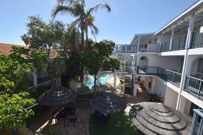 Apartamentos West Beach Lagoon 219 Sleeps 3!