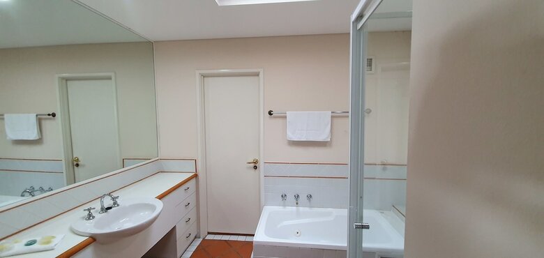 Sea Breeze Luxury Holiday Apartment Accommodation