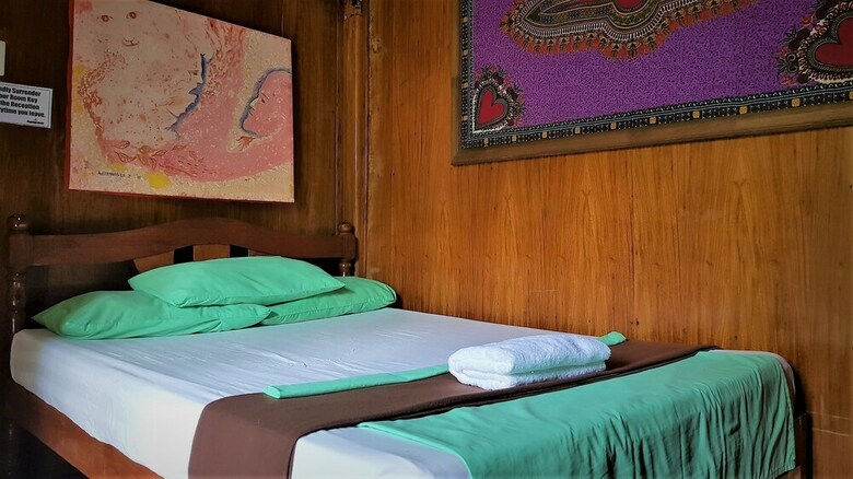 Hostal Sheebang Hostel - Adults Only