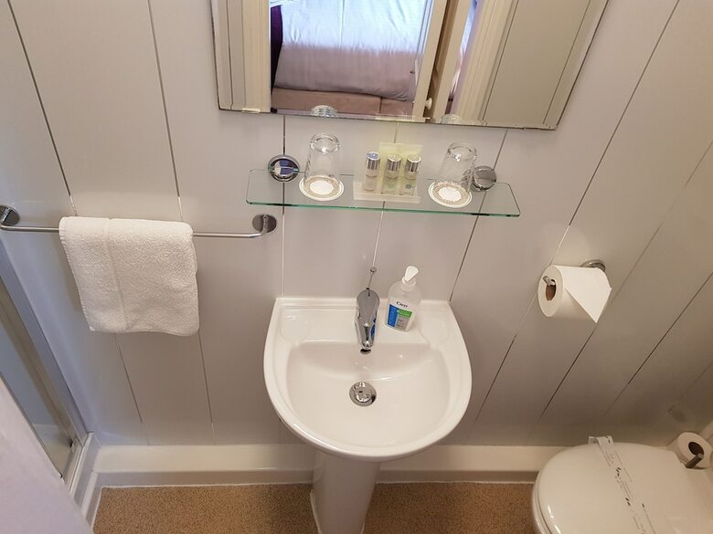 Bed & Breakfast Atlantis Guest House