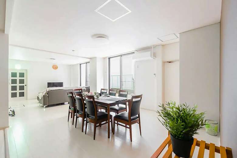 Apartamentos Charles Miyahara