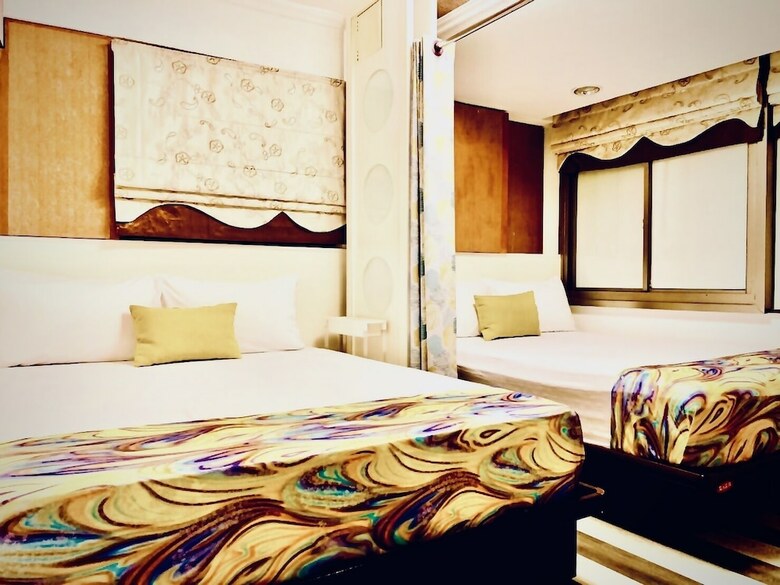 Hotel Super Star Hostel