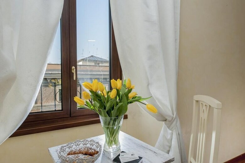 B&B Le Suite Di Via Catone