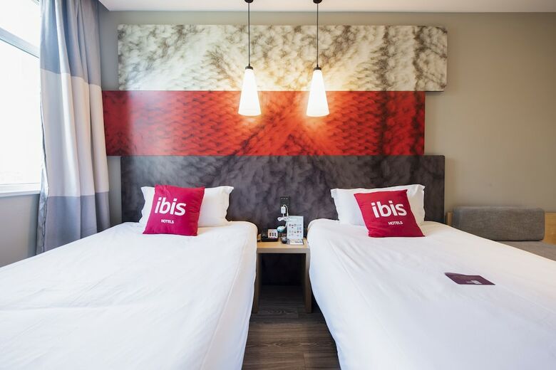 Ibis Xi?an Small Yanta Hotel