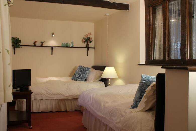 Colston Hall Farmhouse B&B