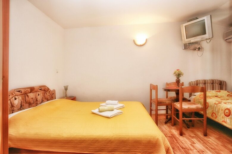 Simun Apartments