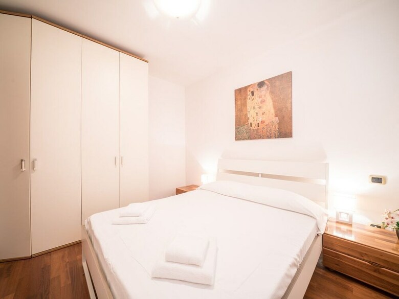 Bright Apartments Desenzano - Caravelle Pool