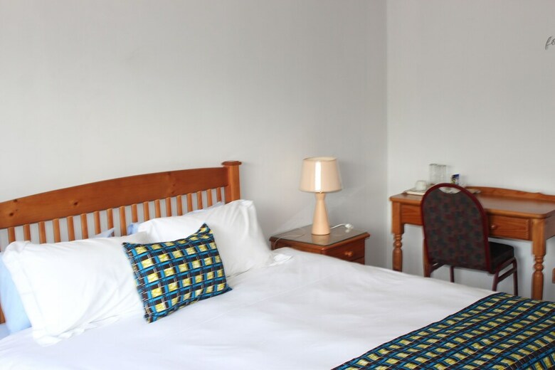 Bed & Breakfast 11 Eland Guest House
