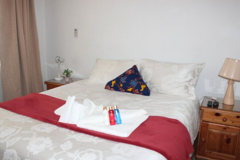 Bed & Breakfast 11 Eland Guest House
