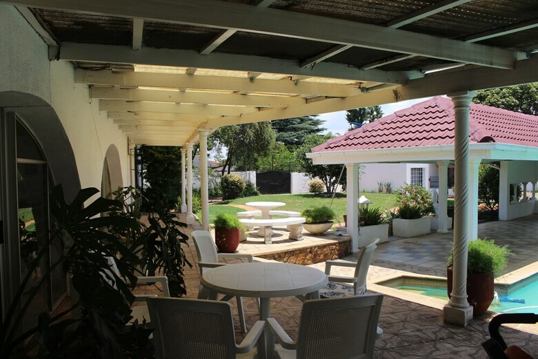 Bed & Breakfast 11 Eland Guest House