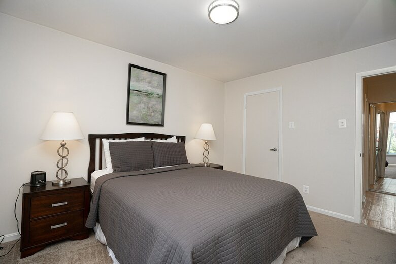 Sobe 7th Street Apartments