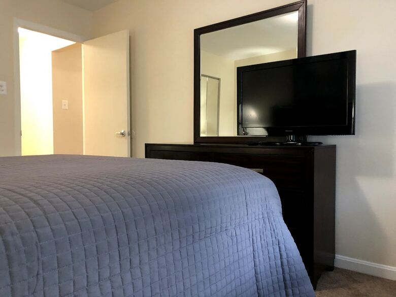 Sobe 7th Street Apartments