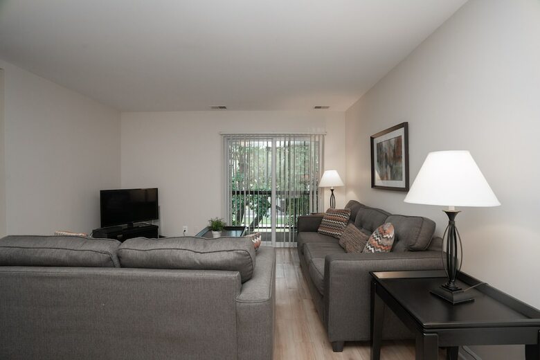 Sobe 7th Street Apartments