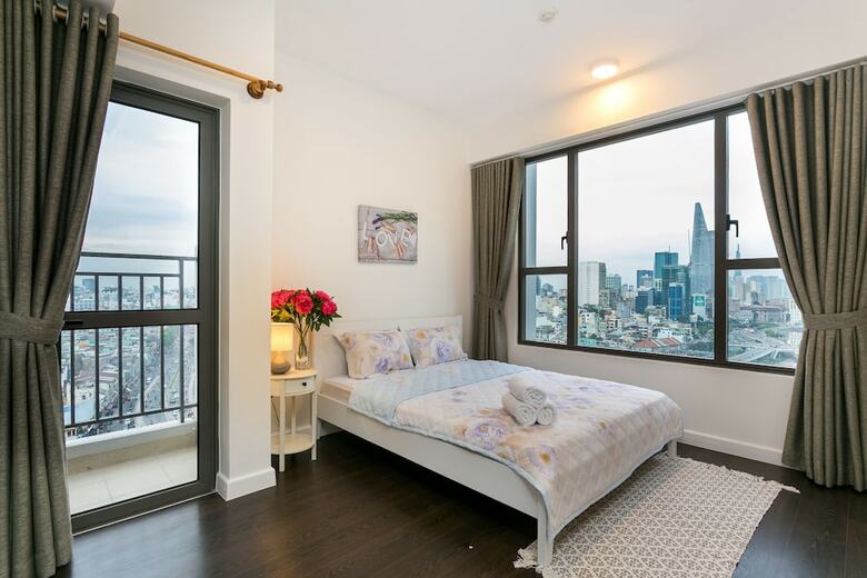 The Milky Way River Gate Apartment