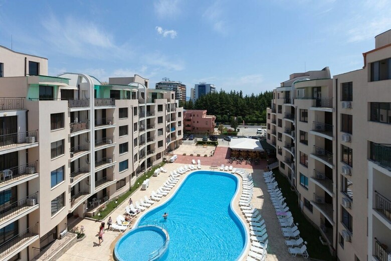 Aparthotel Quiet One Bedroom Apartment With Kitchenette In Avalon Complex