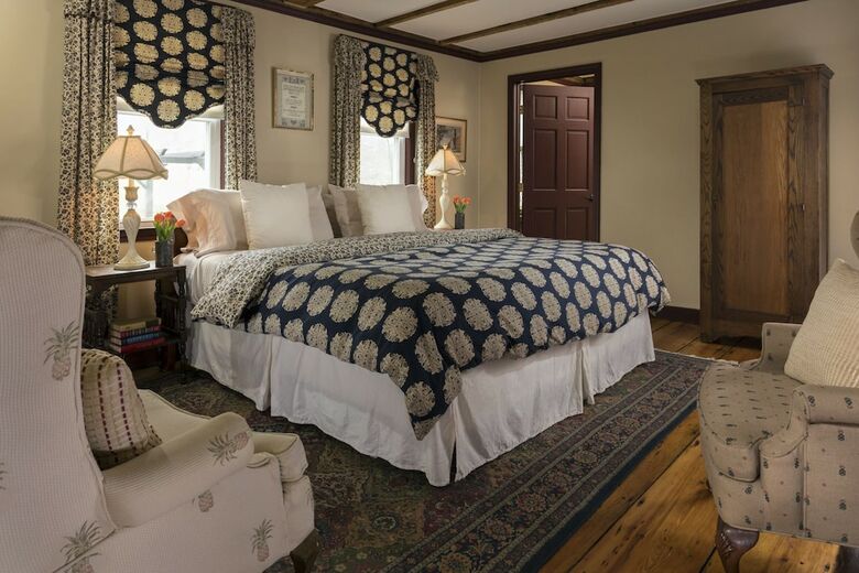 Bed & Breakfast Wakefield Inn & Restaurant