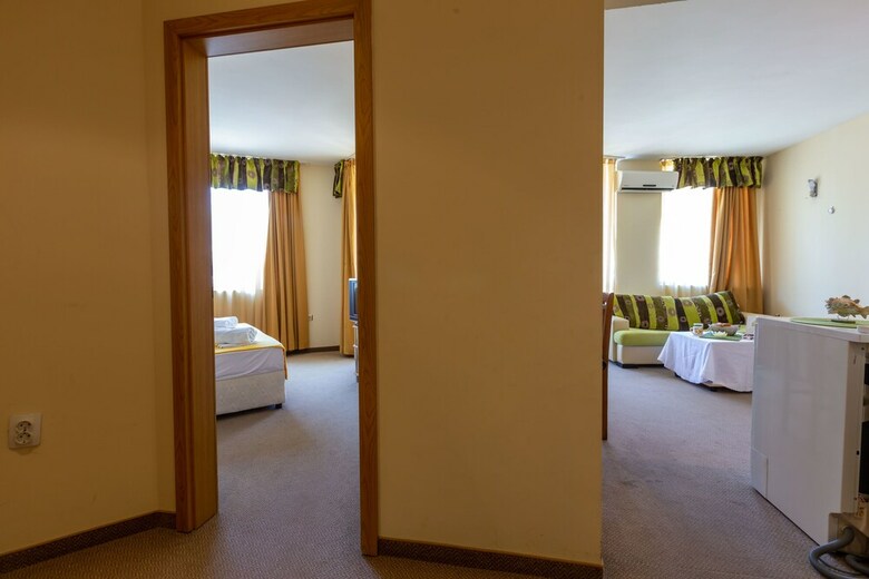Aparthotel Family Apartment In Avalon Complex