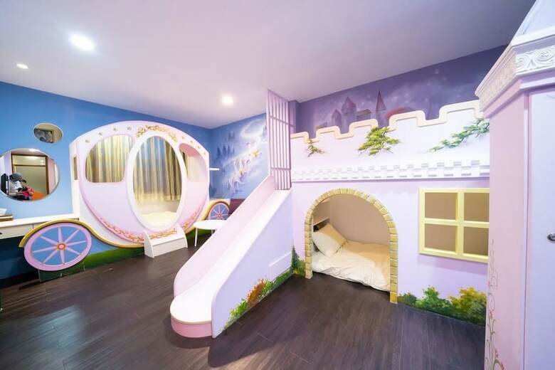 Bed & Breakfast Fairytale House