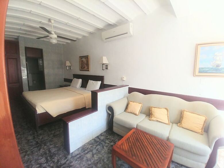 Hotel Garant & Suites