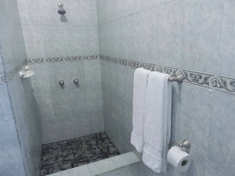 Hotel Garant & Suites