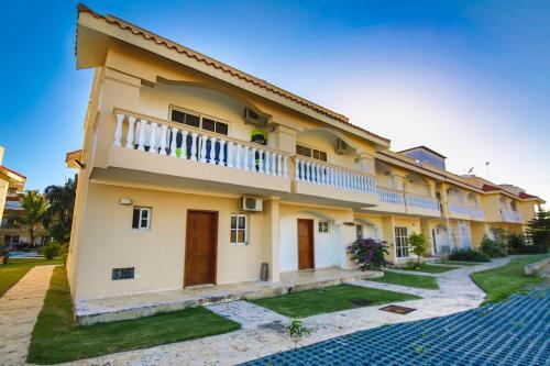 Apartamentos Y Villas En Boca Chica Il Gra