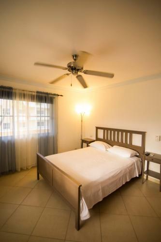 Apartamentos Y Villas En Boca Chica Il Gra