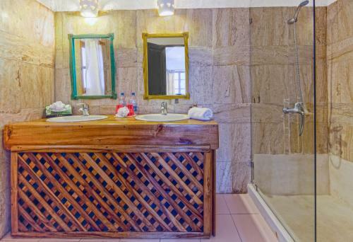 Atlantis Hotel