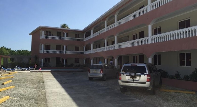 Aparthotel Villa Facal