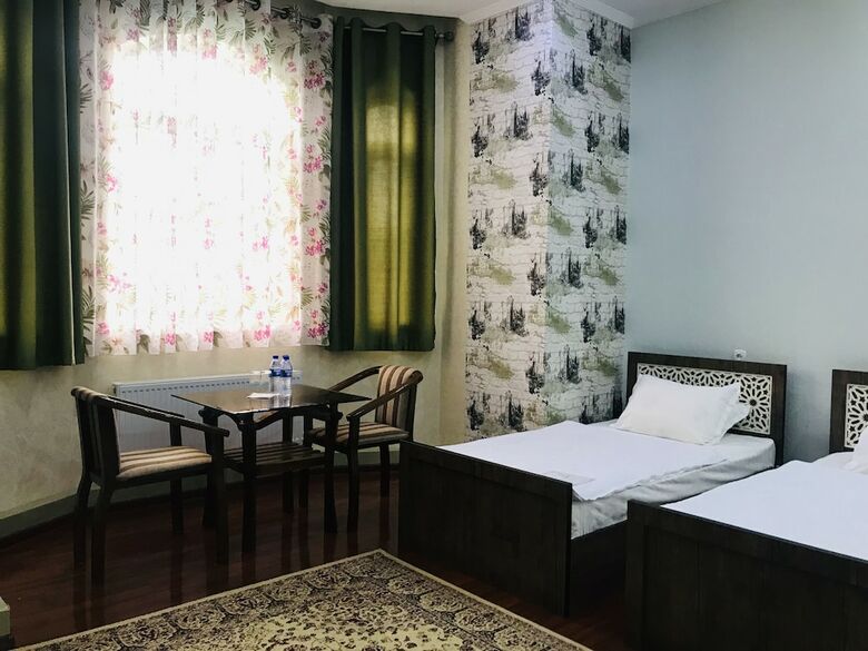 Hotel Rahat Palace