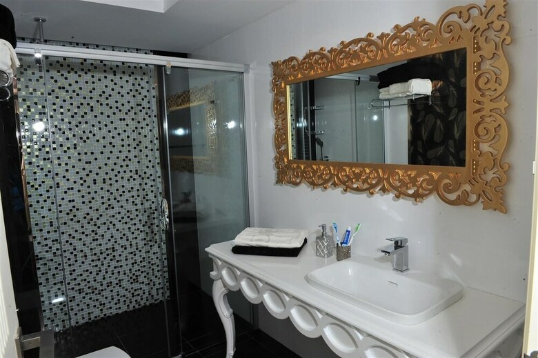Hotel Elite Luxury Suite & Spa