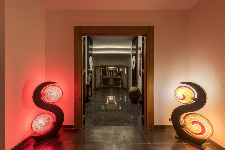 Hotel Elite Luxury Suite & Spa