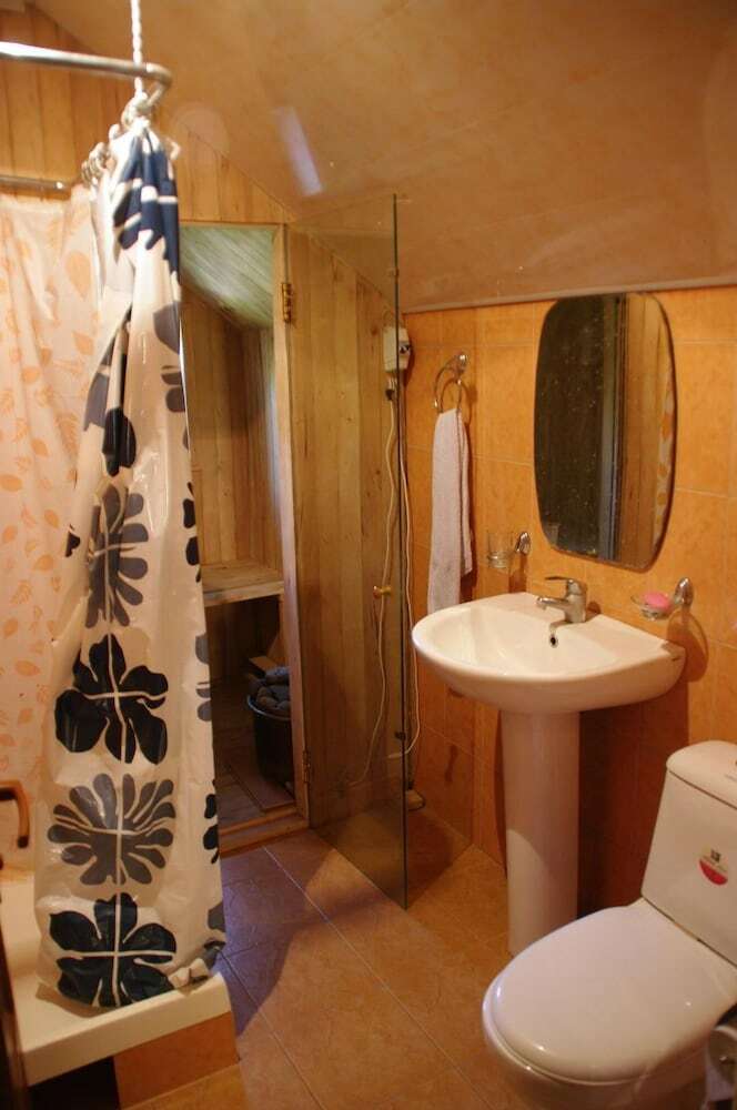 Hotel Areni House B&B