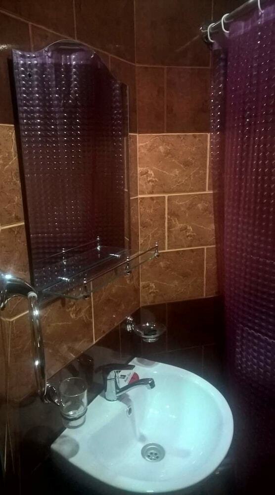 Hotel Areni House B&B