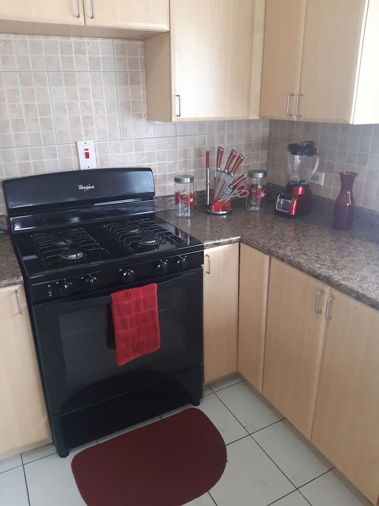 Delux Caribbean Estate Guest Apartment