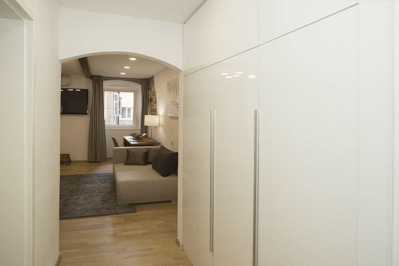 Hotel Luxury Room Inside Of Diocletian Palace
