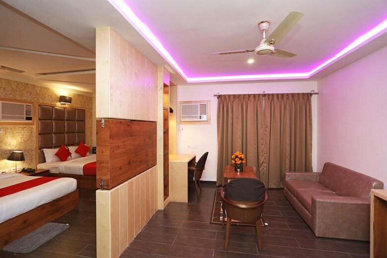 Hotel Oyo 28757 Pikus Inn