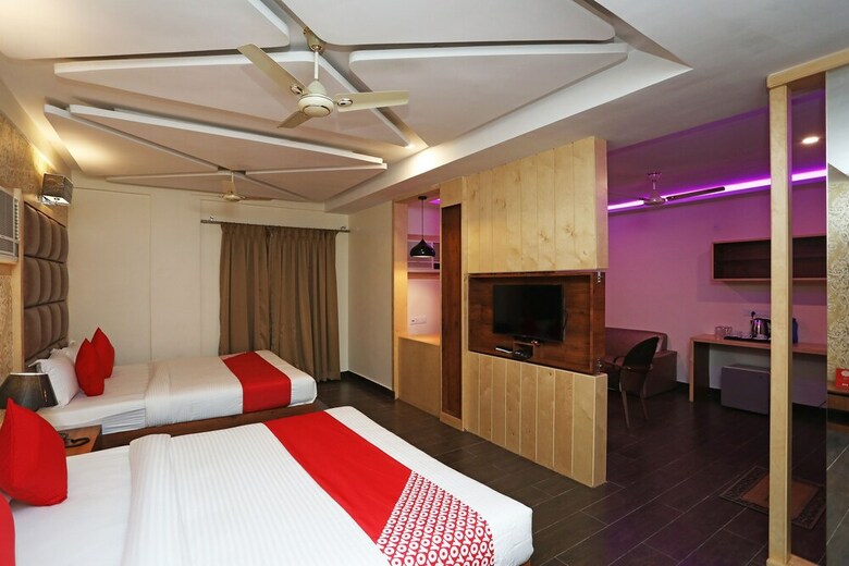Hotel Oyo 28757 Pikus Inn