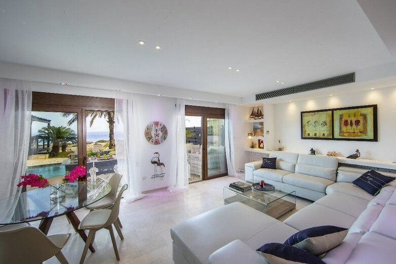 Protaras  El Greco Seafront Villa