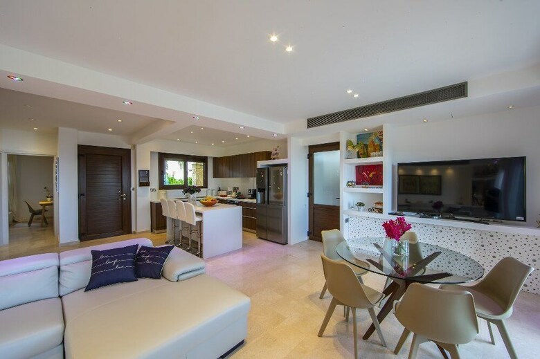Protaras  El Greco Seafront Villa