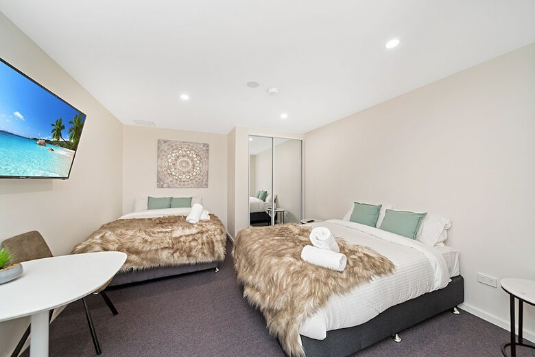Motel Carlton Suites