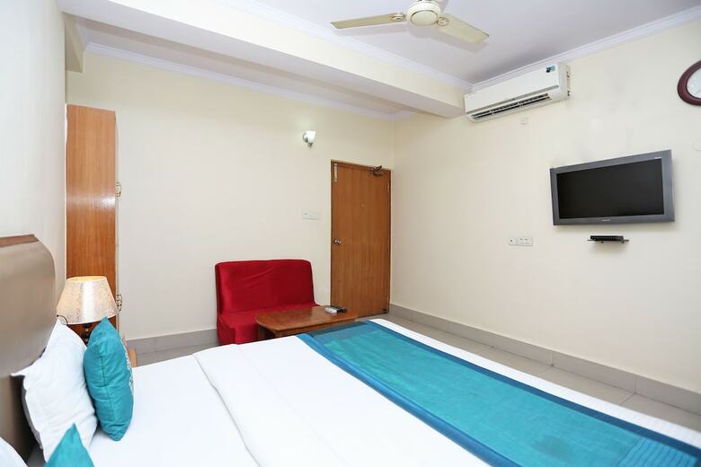 Oyo Flagship 29035 Hotel Harisons Continental