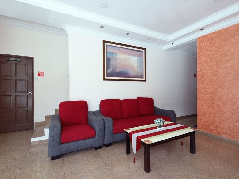 Oyo 775 Hotel Sahara Inn