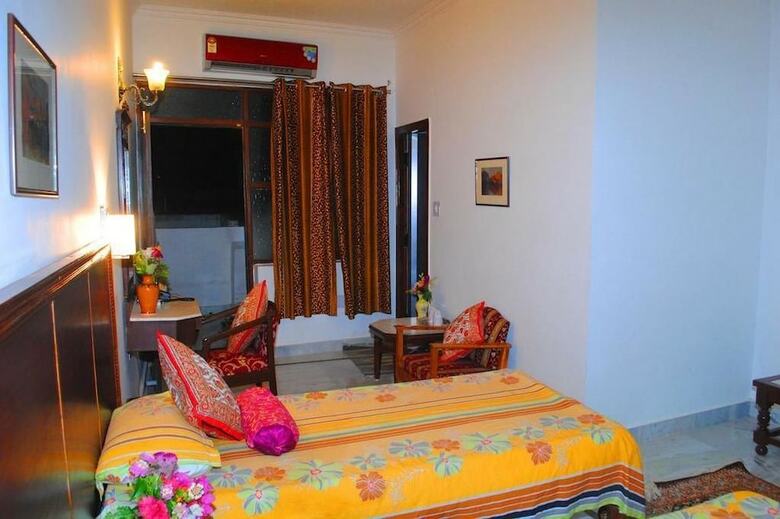 Hotel Harmony