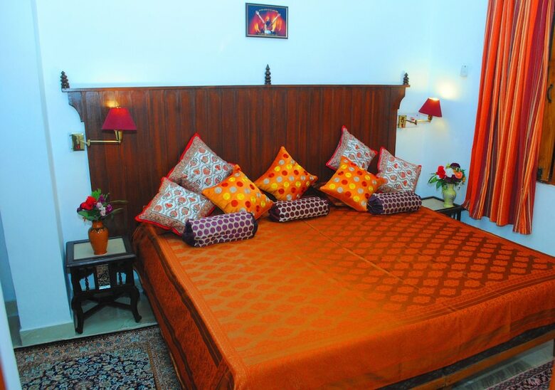 Hotel Harmony